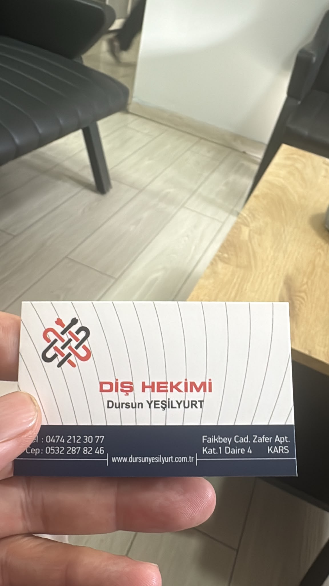 Dt. Dursun Yeşilyurt iletişim kartı